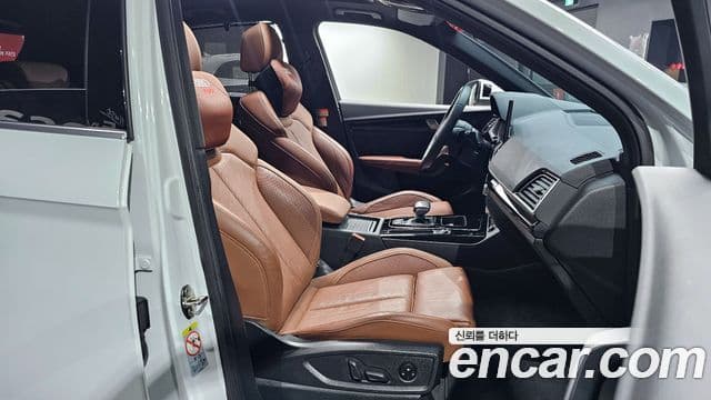 Audi Q5 2021 — ფოტო 9/20