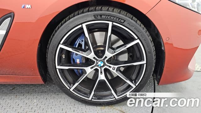 BMW 8 Series 2020 — ფოტო 5/20