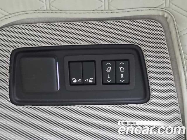 Cadillac Escalade 2023 — Şəkil 11/20