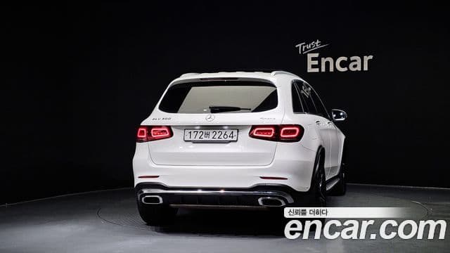Mercedes-Benz GLC-Class 2020 — ფოტო 4/20