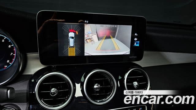 Mercedes-Benz GLC-Class 2020 — ფოტო 17/20