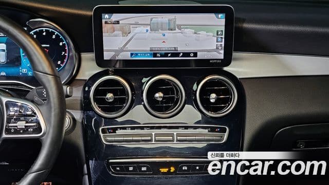 Mercedes-Benz GLC-Class 2020 — ფოტო 19/20