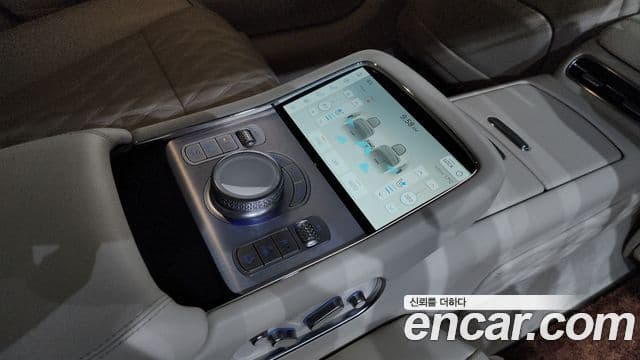 Genesis G90 2023 — ფოტო 20/20
