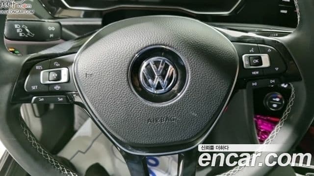 Volkswagen Jetta 2021 — Фото 8/17