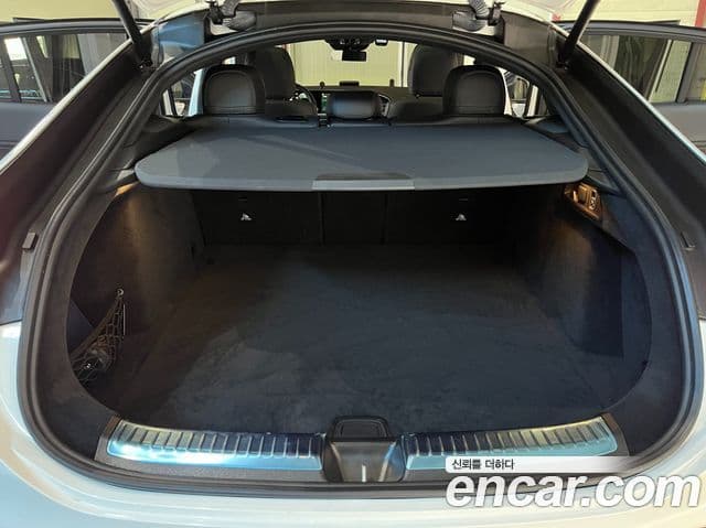 Mercedes-Benz GLE-Class 2022 — ფოტო 13/20