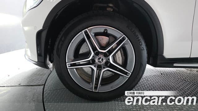 Mercedes-Benz GLC-Class 2021 — ფოტო 5/20