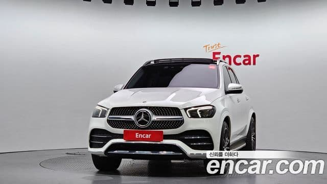 Mercedes-Benz GLE-Class 2023 — ფოტო 2/20