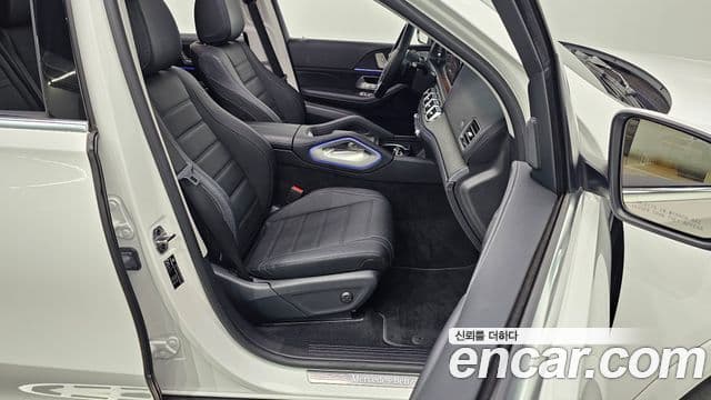 Mercedes-Benz GLE-Class 2023 — ფოტო 8/20