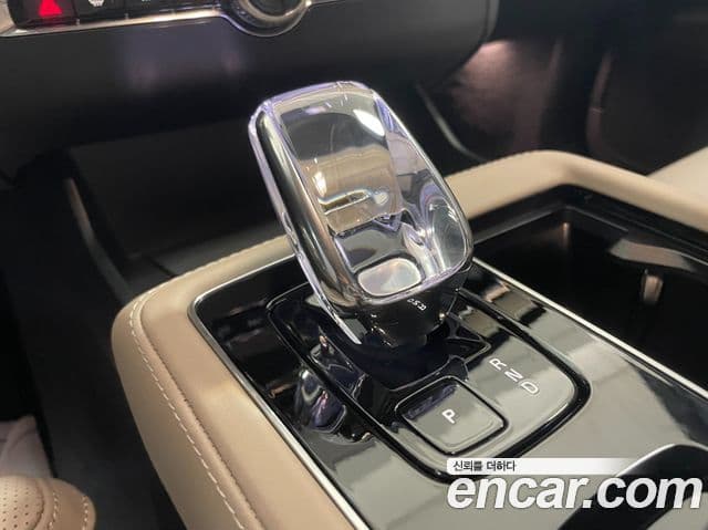 Volvo XC90 2025 — Şəkil 8/20