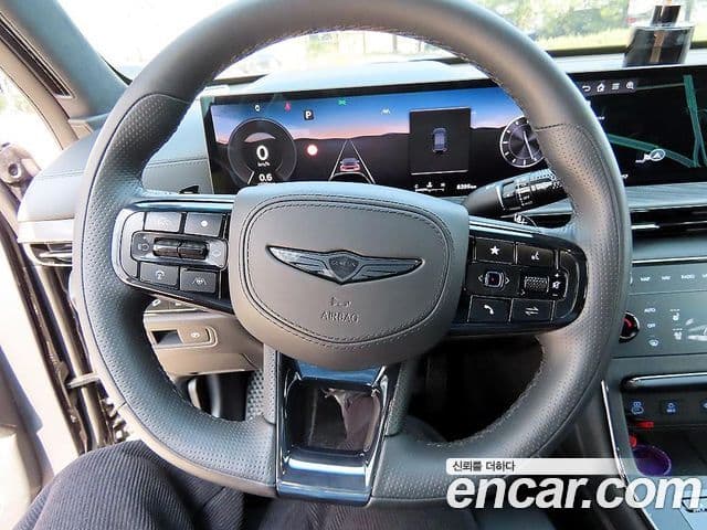 Genesis GV80 Coupe 2025 — Фото 8/19