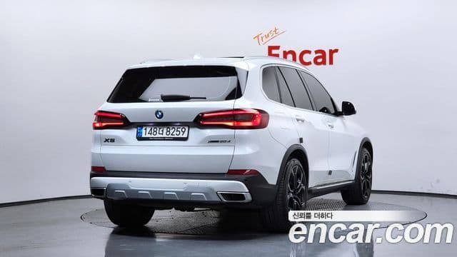 BMW X5 2022 — ფოტო 2/20
