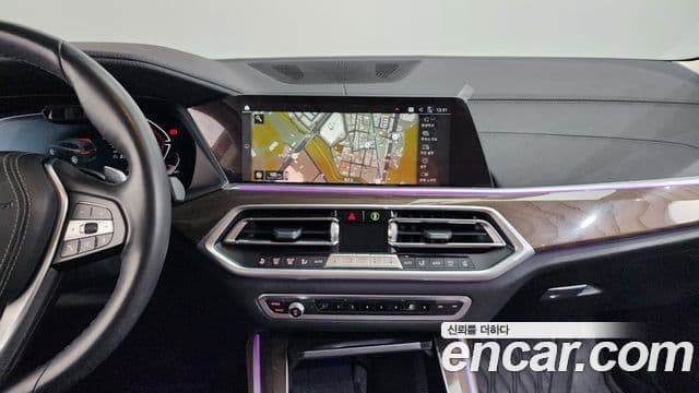 BMW X5 2022 — ფოტო 12/20