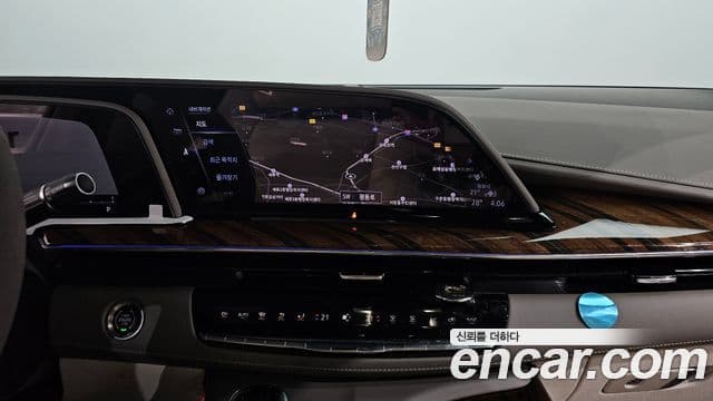 Cadillac Escalade 2023 — Фото 12/20