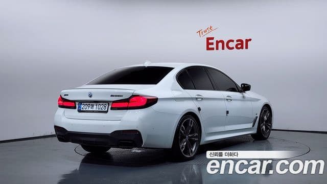 BMW 5 Series 2021 — Şəkil 2/20