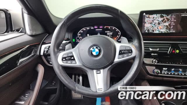 BMW 5 Series 2021 — Şəkil 13/20