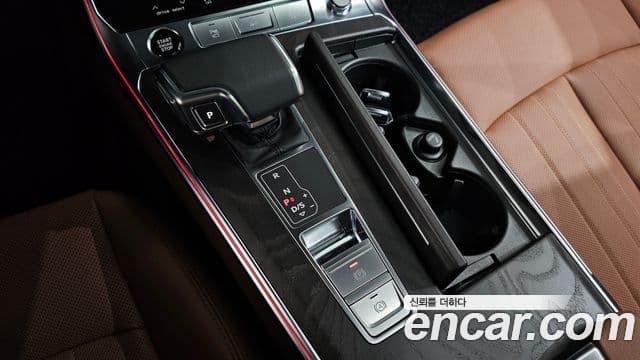 Audi A6 2023 — ფოტო 8/20