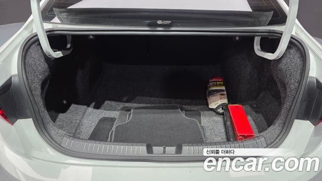 Volkswagen Jetta 2021 — Şəkil 18/20