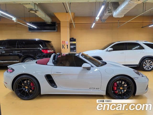 Porsche 718 Boxster 2023 — Фото 5/20