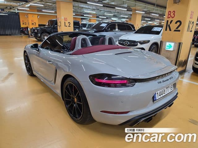 Porsche 718 Boxster 2023 — Фото 10/20