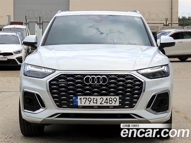 Audi Q5 2023 — ფოტო 1/20