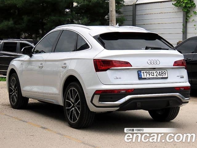 Audi Q5 2023 — ფოტო 2/20