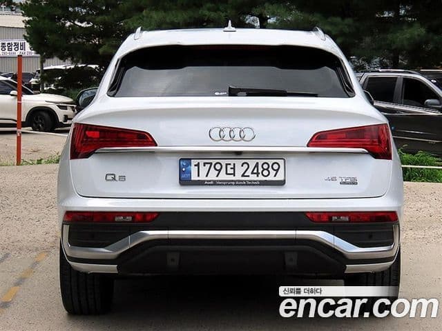 Audi Q5 2023 — ფოტო 3/20