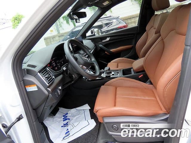 Audi Q5 2023 — ფოტო 4/20