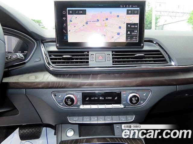 Audi Q5 2023 — ფოტო 13/20