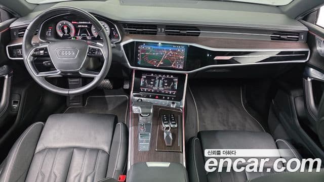 Audi A7 2022 — ფოტო 7/20