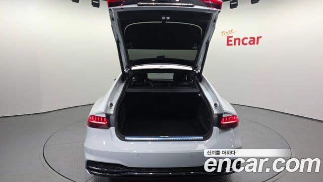 Audi A7 2022 — ფოტო 20/20