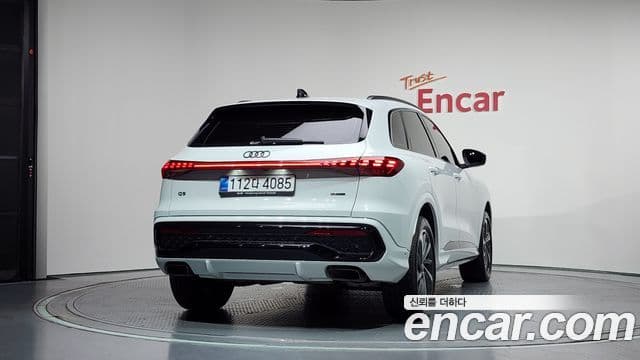Audi Q5 2025 — ფოტო 3/20
