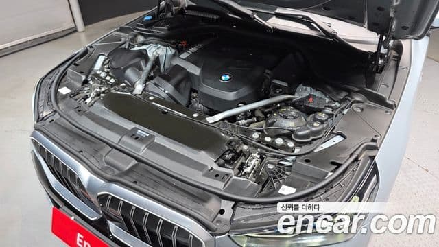 BMW 5 Series 2024 — ფოტო 6/20