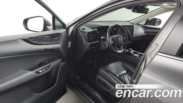 Lexus NX350h 2022 — ფოტო 10/20