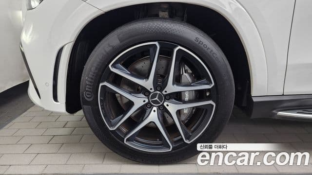 Mercedes-Benz GLE-Class 2023 — Фото 5/20