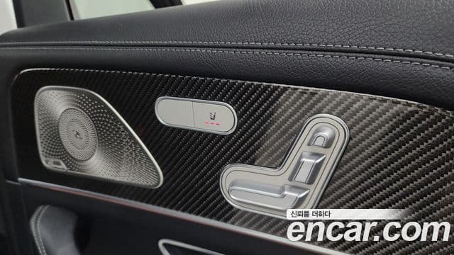Mercedes-Benz GLE-Class 2023 — Фото 19/20