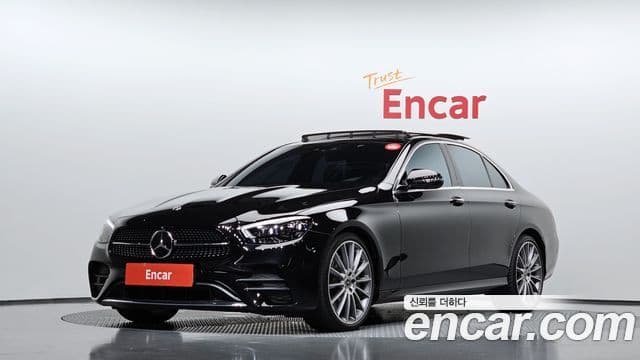 Mercedes-Benz E-Class 2022 — ფოტო 1/20