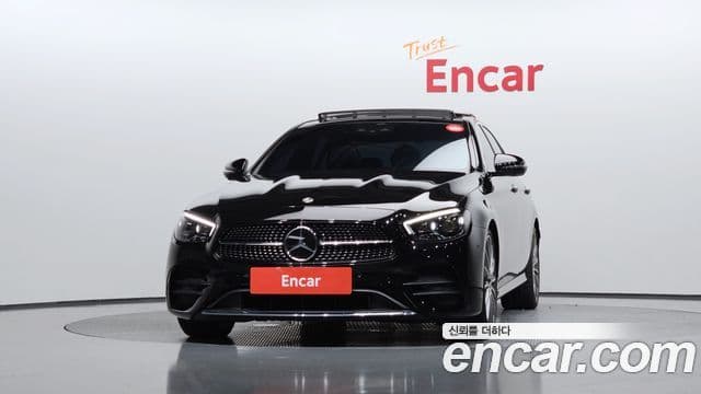 Mercedes-Benz E-Class 2022 — ფოტო 3/20