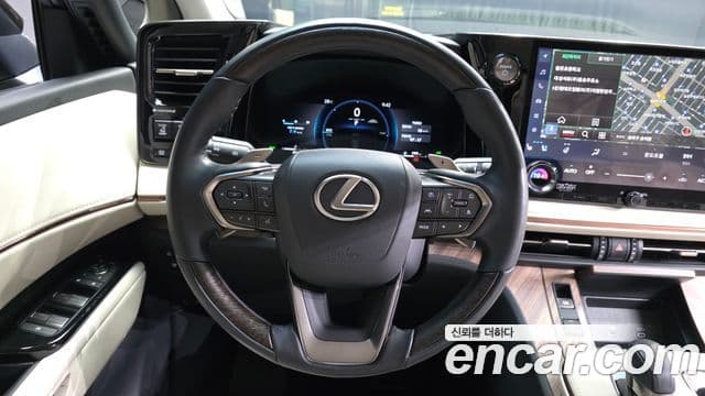 Lexus LM 2024 — Фото 13/20