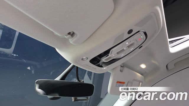 Audi Q7 2019 — Şəkil 17/20