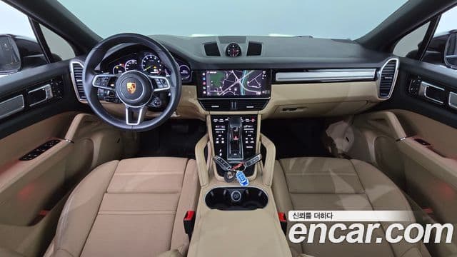 Porsche Cayenne 2022 — Şəkil 7/20