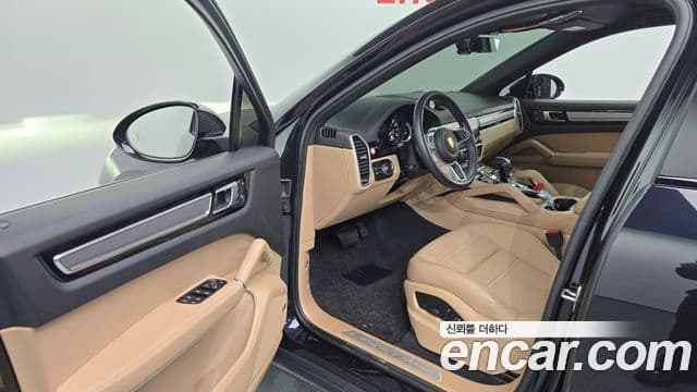 Porsche Cayenne 2022 — Şəkil 10/20
