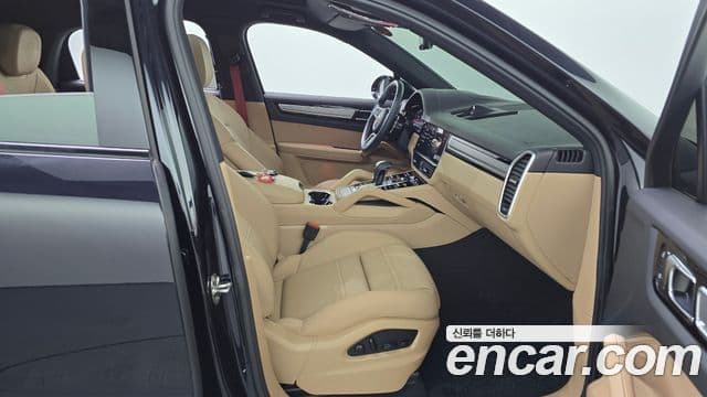 Porsche Cayenne 2022 — Şəkil 11/20