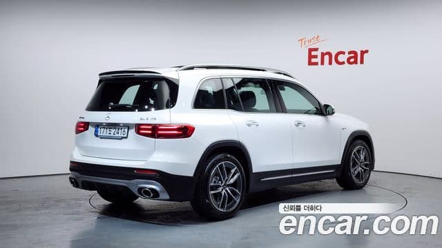 Mercedes-Benz GLB-Class 2025 — ფოტო 2/20