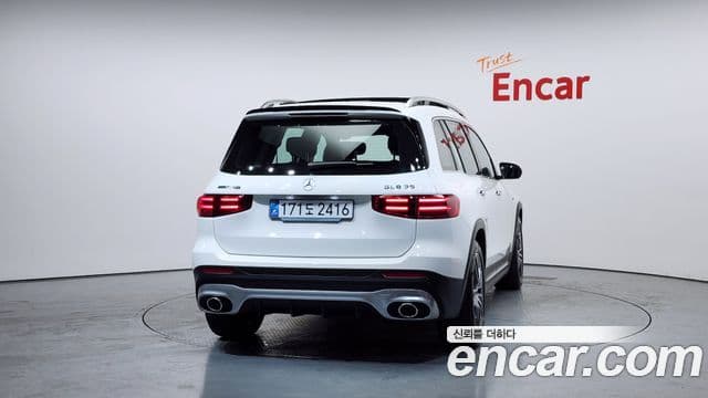 Mercedes-Benz GLB-Class 2025 — ფოტო 4/20