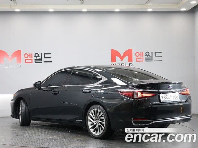 Lexus ES300h 2021 — Şəkil 3/20