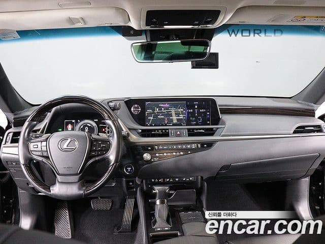 Lexus ES300h 2021 — Şəkil 11/20