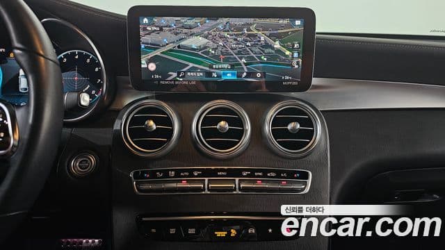 Mercedes-Benz GLC-Class 2023 — ფოტო 14/20