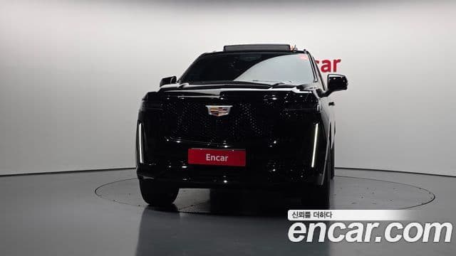 Cadillac Escalade 2023 — Фото 3/20
