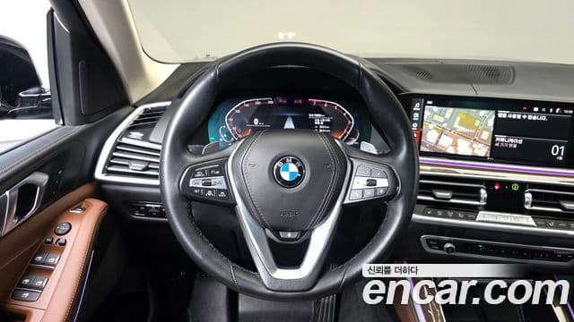 BMW X5 2022 — ფოტო 13/20