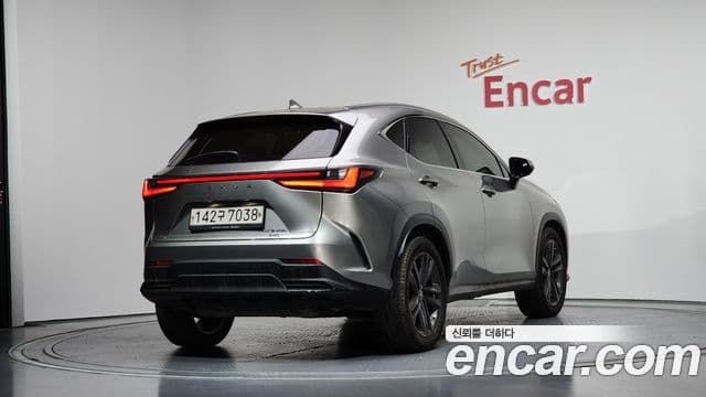 Lexus NX350h 2023 — Şəkil 1/20
